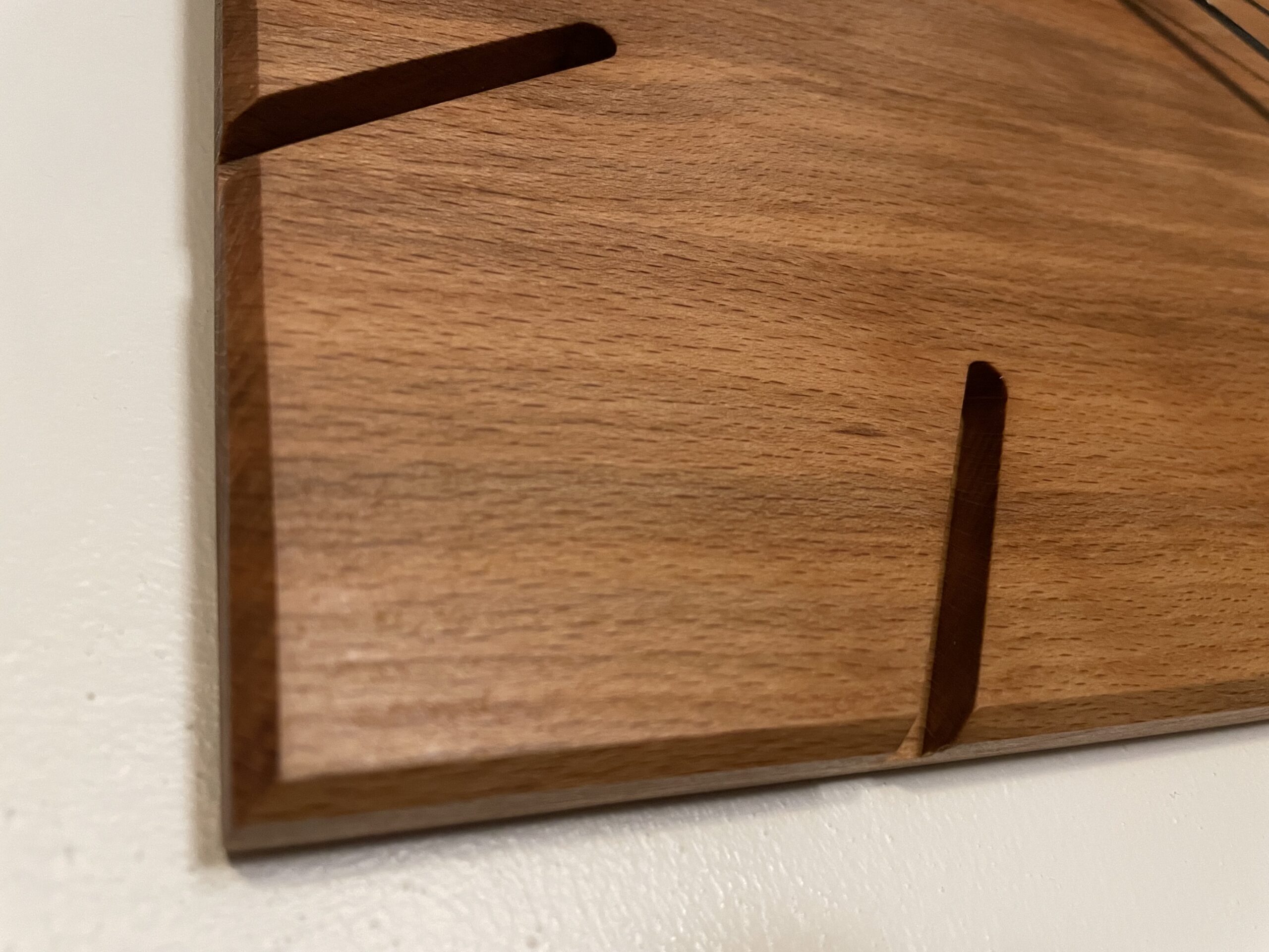 wanduhr aus buche, quadratisch