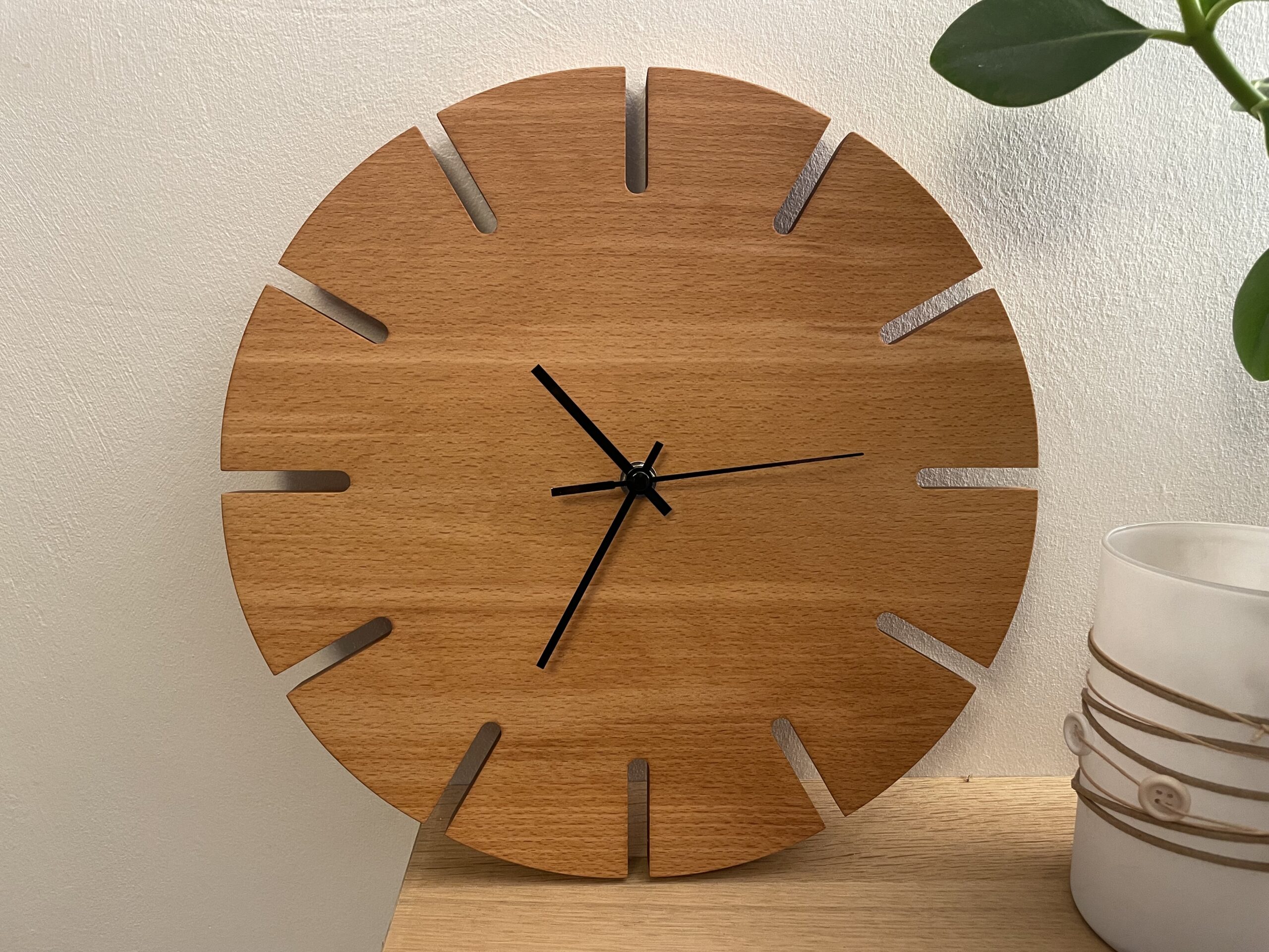 wanduhr "orbit"