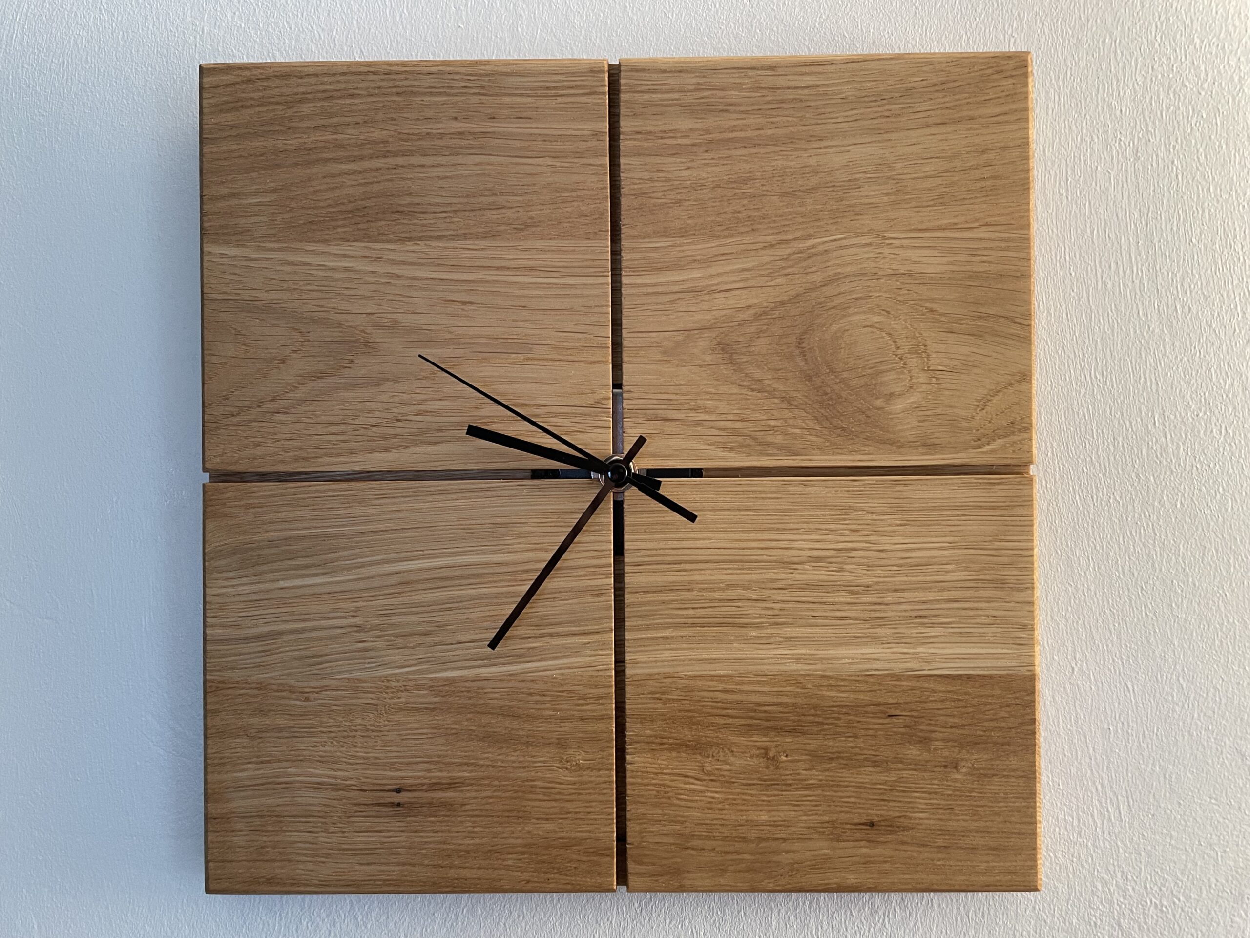 wanduhr "grid"
